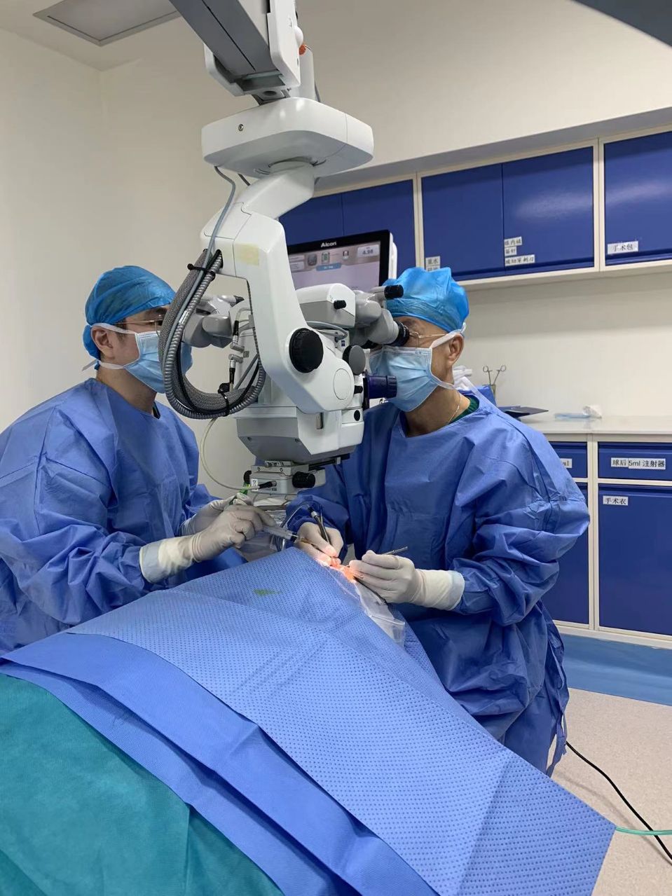 现如今的白内障手术究竟能让患者恢复到何种程度?