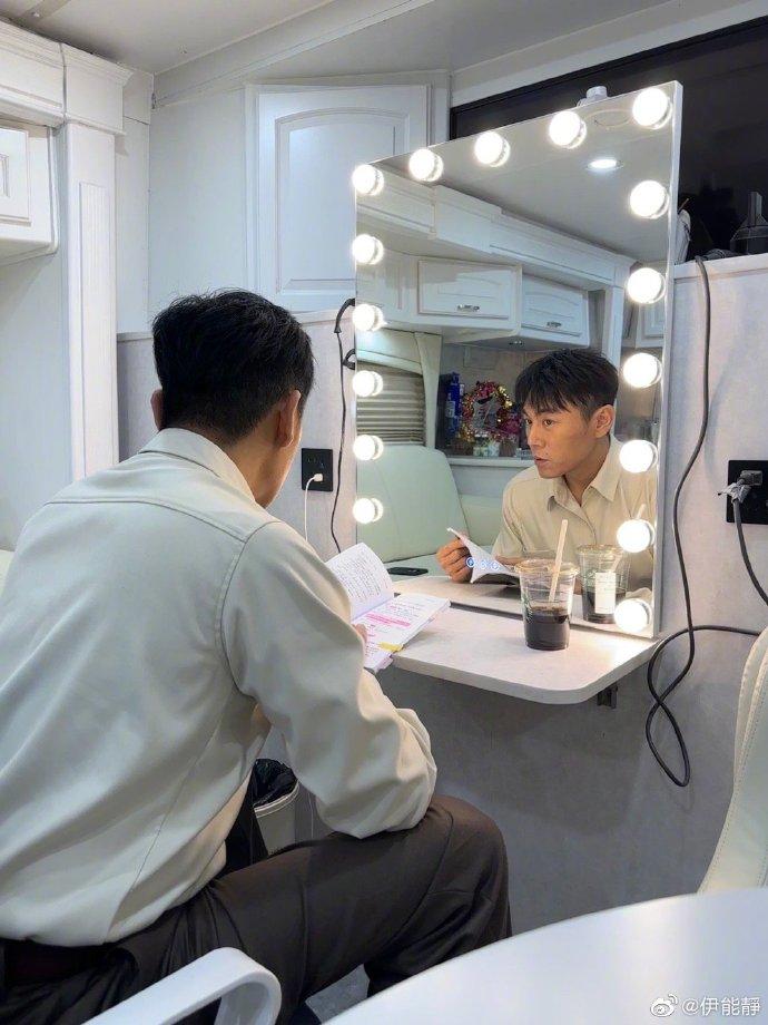 秦昊瘦身 图源:伊能静微博.jpg